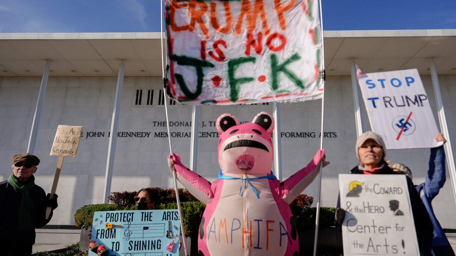 Kennedy Center renaming prompts a new round of cancellations | FOX 2